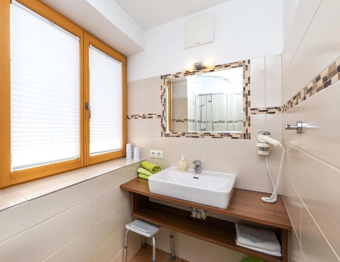 Appartement Pension Albert Zell am See Exterior photo